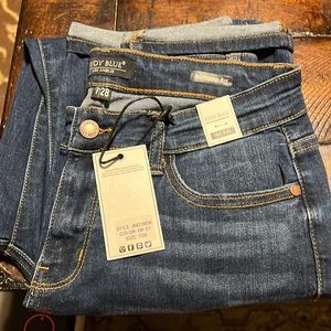 straight leg, boyfriend fit Judy Blue jeans